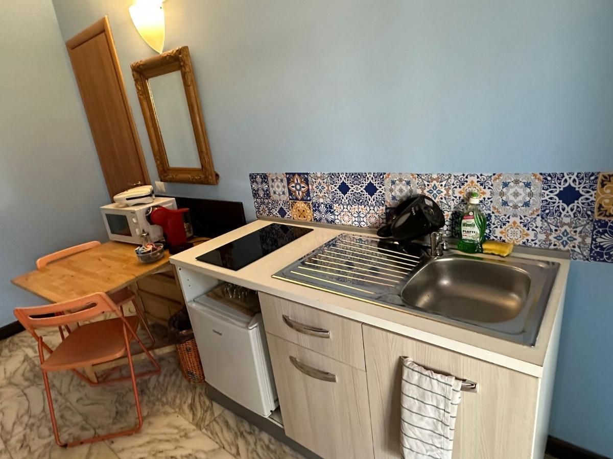 Sleep With The Angels In The Eternal Apartamento Roma